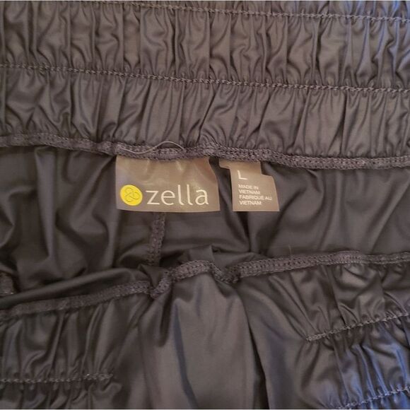 Zella Boxer Babe Shorts - Picture 4 of 7